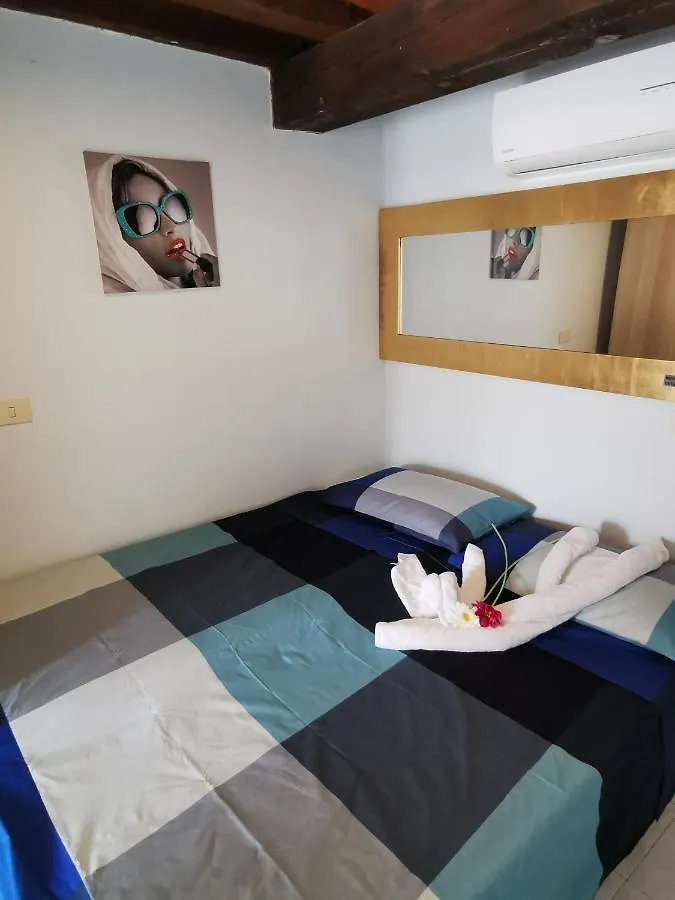 Piccola Stella Apartment Parma Italy