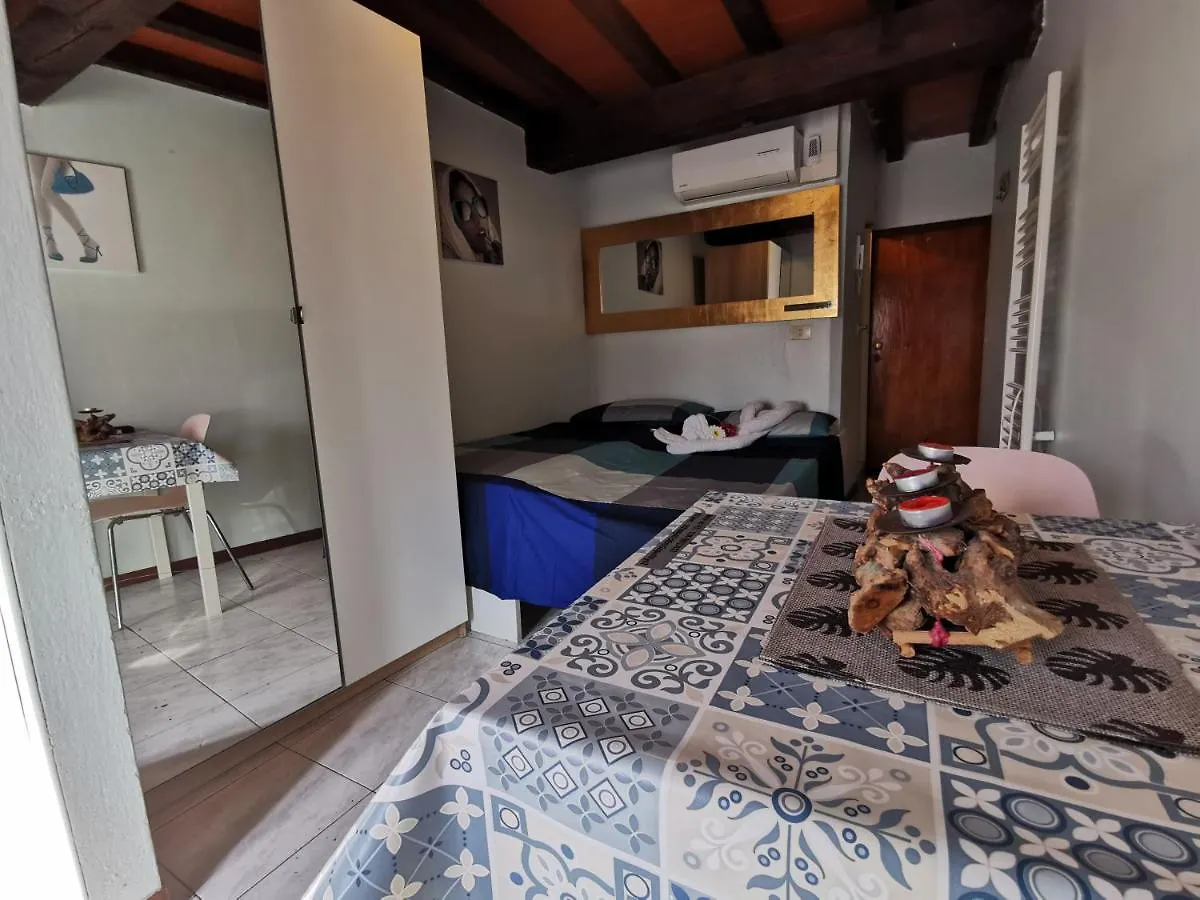 Piccola Stella Apartment Parma 0*,  Italy
